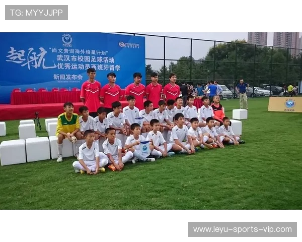 武汉三镇 U21 金靴刘轶恒租借加盟兰州陇原竞技 西北球队补强锋线 武汉三镇 U21 金靴刘轶恒租借加盟兰州陇原竞技 西北球队补强锋线